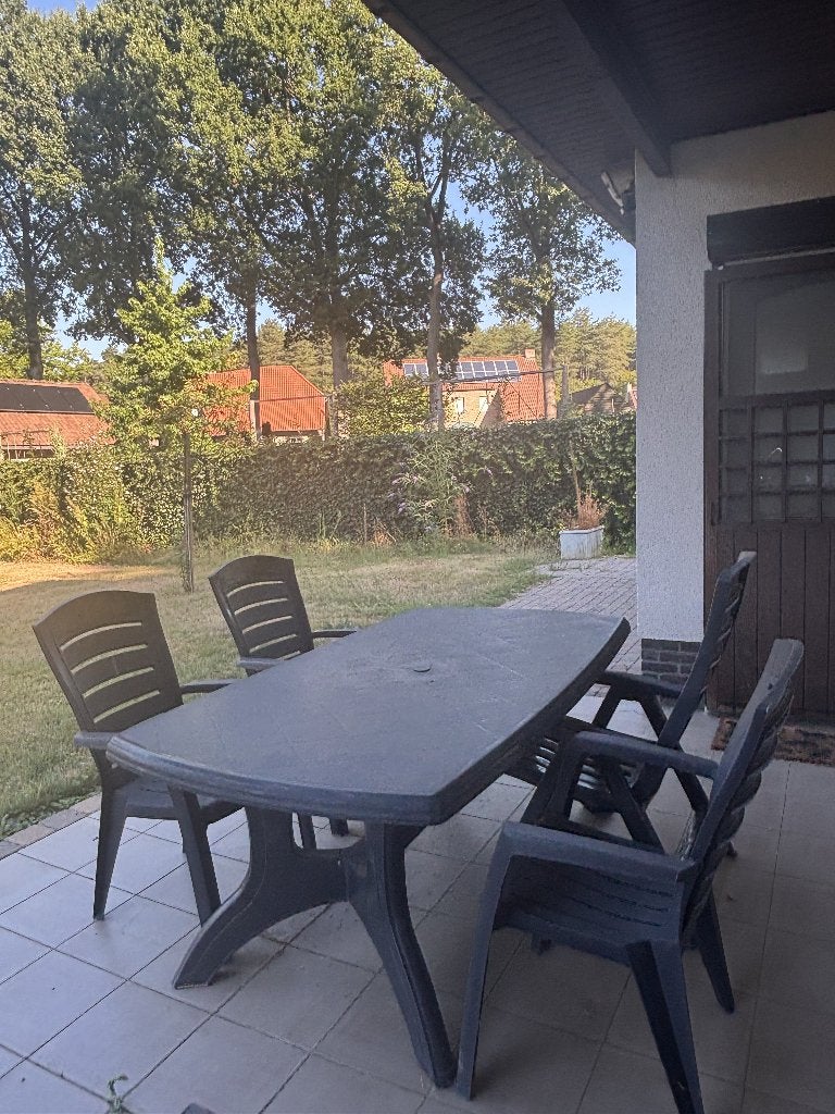 Praktische donkergrijze tuinset (Tafel + 4 stoelen), Tuin en Terras, Tuintafels, Ophalen, Gebruikt, Rechthoekig, Kunststof