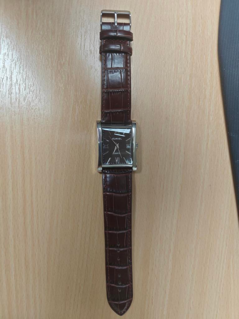 Auriol horloge, Ophalen