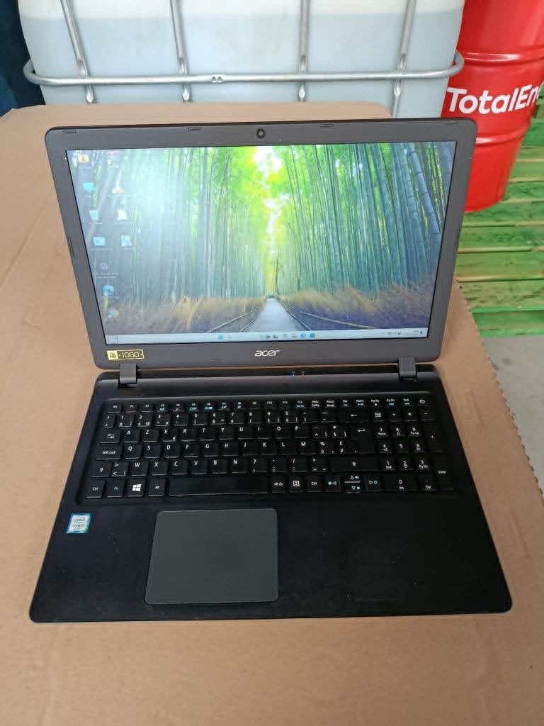 Acer aspire 15 inch laptop met Windows 11, 250GB SSD, 256 GB, 2 tot 3 Ghz, 15 inch, 8 GB