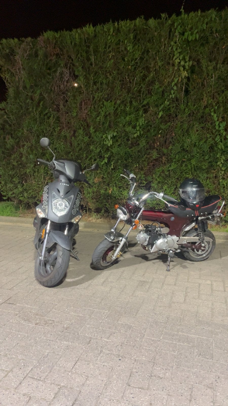 Dax b klasse 50 cc injectie, Fietsen en Brommers, Ophalen, Klasse B (45 km/u), Zo goed als nieuw, 4 versnellingen