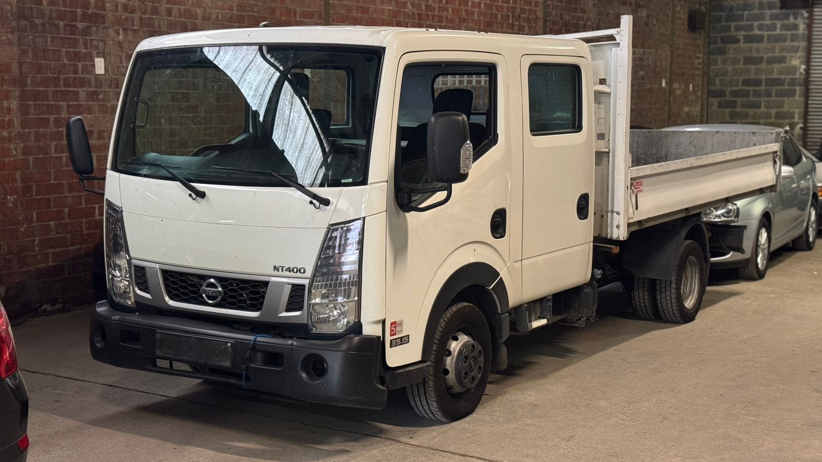 Nissan NT400 35.15 Benne Basculante 3.0d EURO-6b, Autos, Achat, Entreprise, 7 places, Boîte manuelle