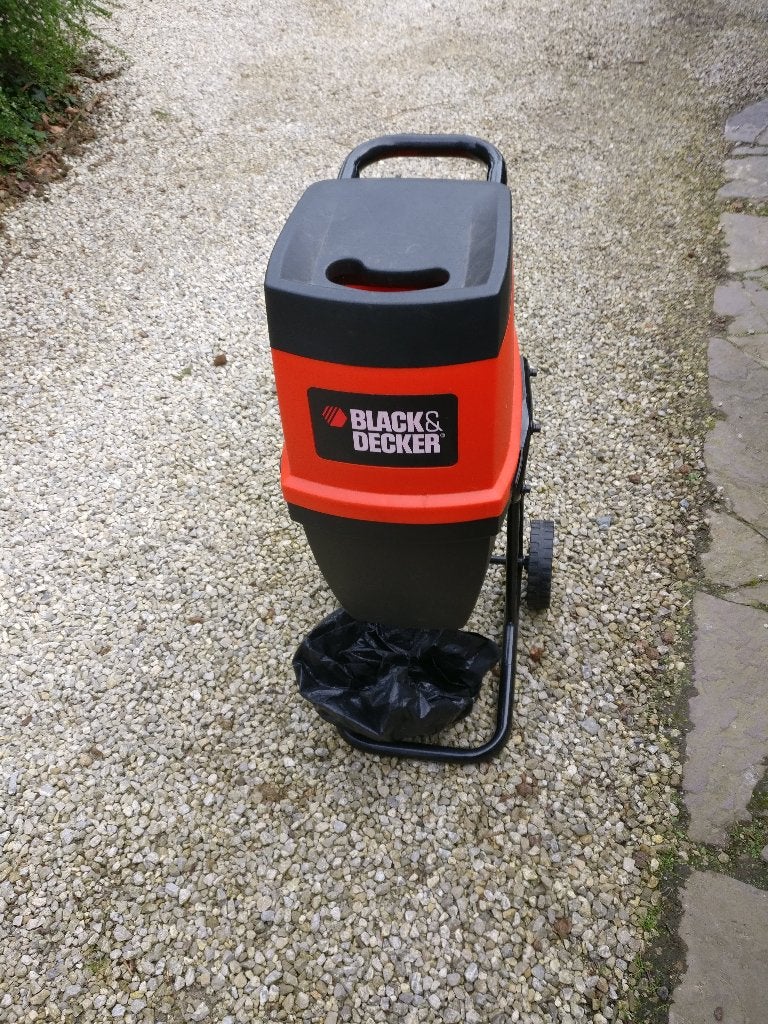 Broyeur Black & Decker GS, Jardin & Terrasse, Enlèvement, Utilisé, Électrique, Black & Decker