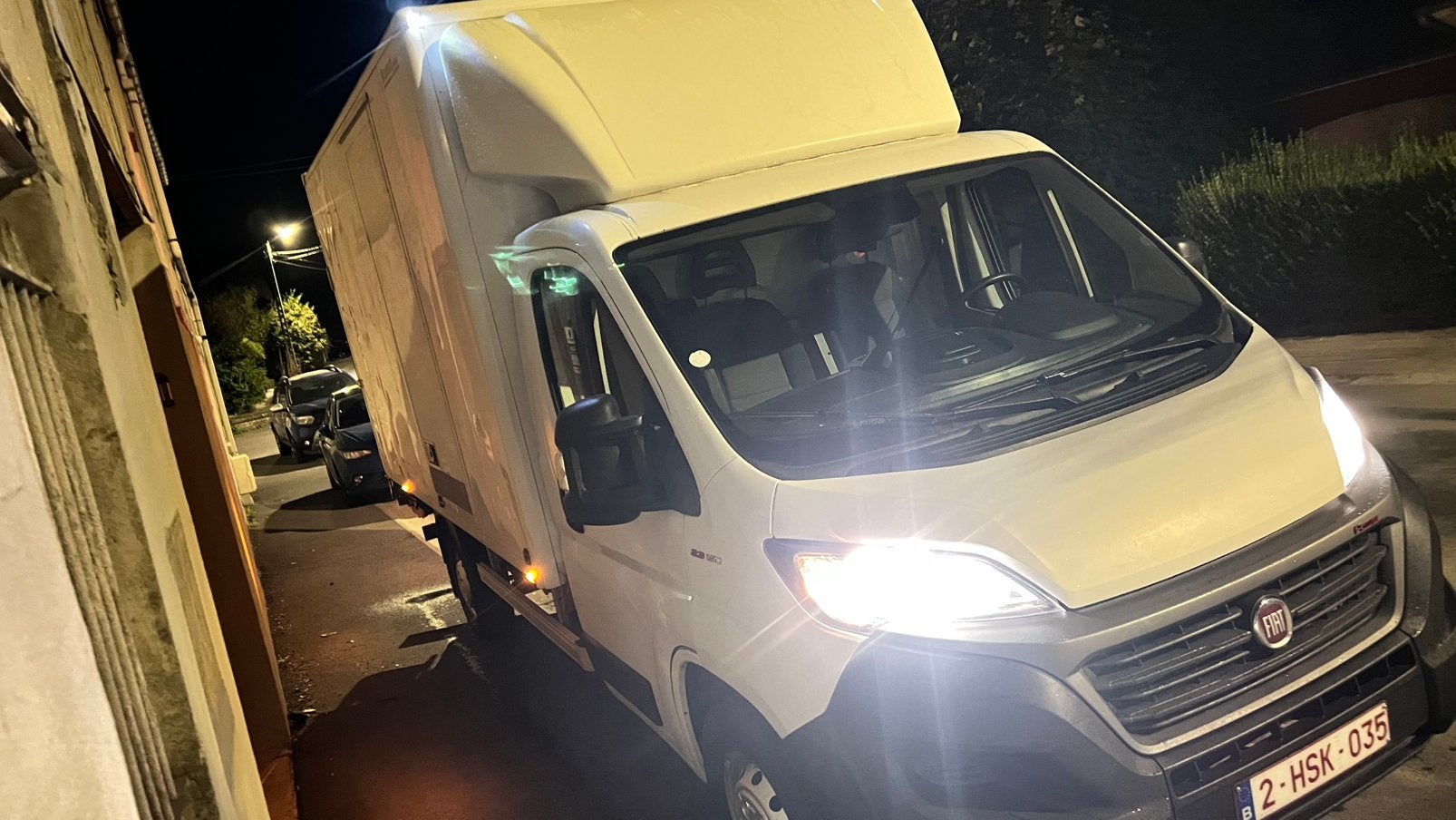  : coffre à meubles à hayon euro6, Autos, Achat, Euro 6, 3 places, Noir
