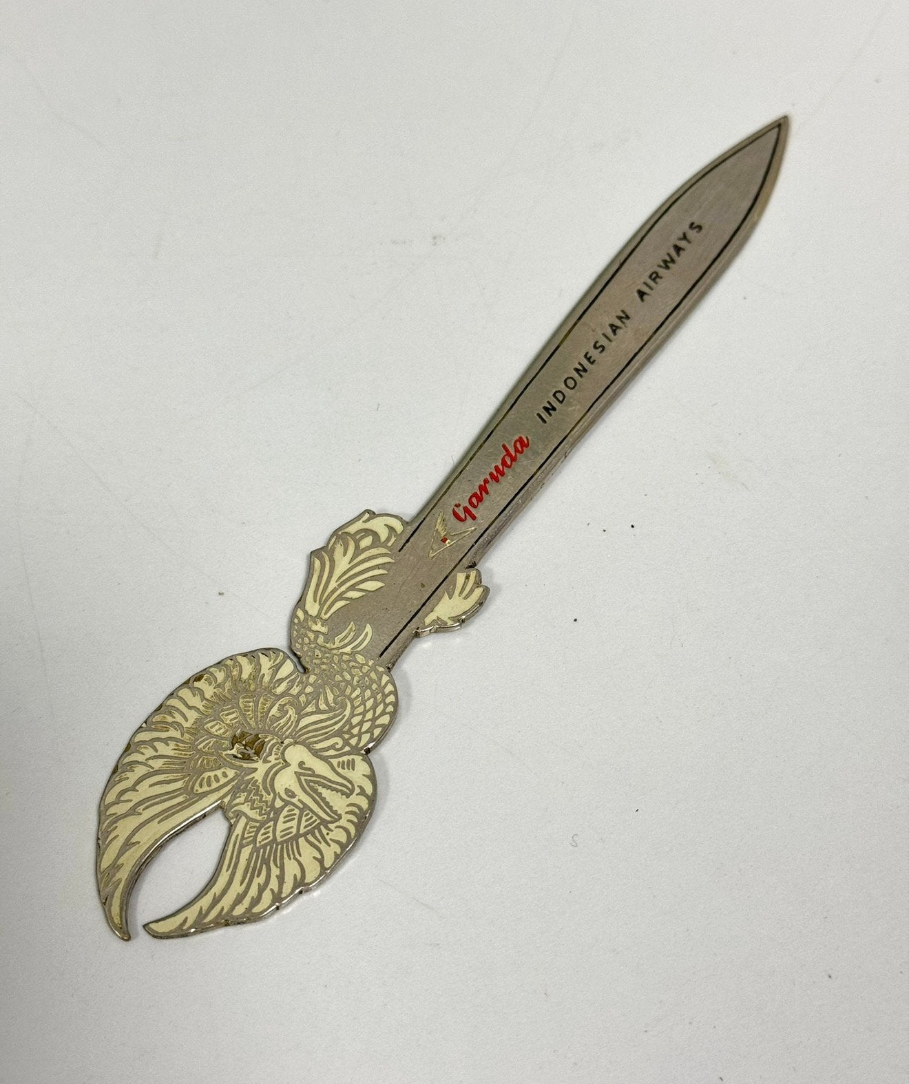 Ouvre-lettres rare Ouvre-lettres Garuda INDONESIAN AIRWAYS, Enlèvement ou Envoi
