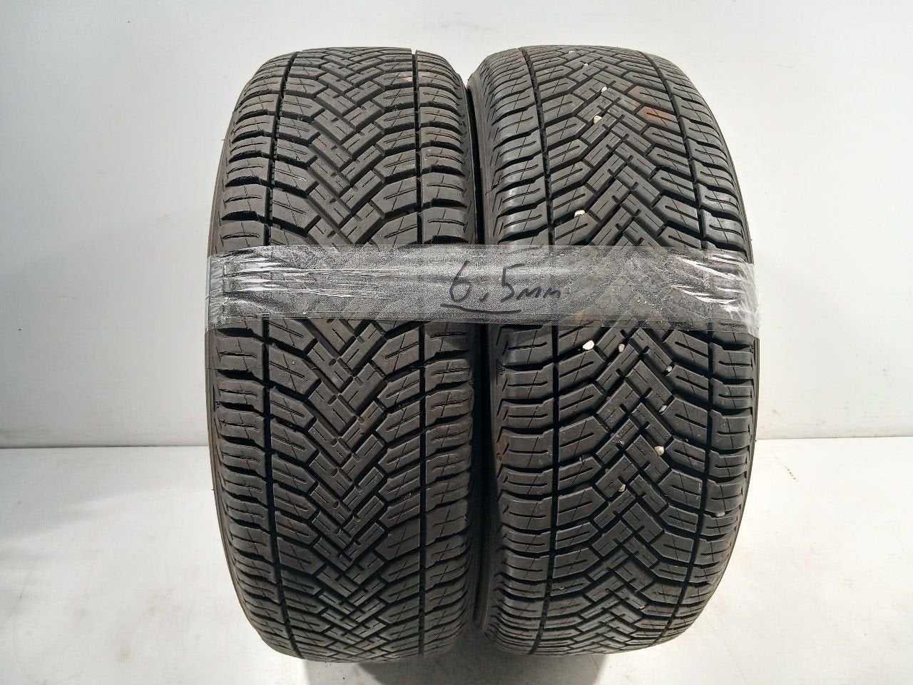Bandenset 2 stuks 4-Seizoenen 195 60 R15, Auto-onderdelen, Onderdelen@venauto.nl, Van der Ven Autorecycling B.V., Gebruikt, 15 inch