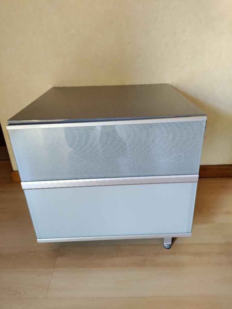 design nachtkastjes, Huis en Inrichting, Slaapkamer | Nachtkastjes, Ophalen, 45 tot 65 cm, Minder dan 55 cm, Glas