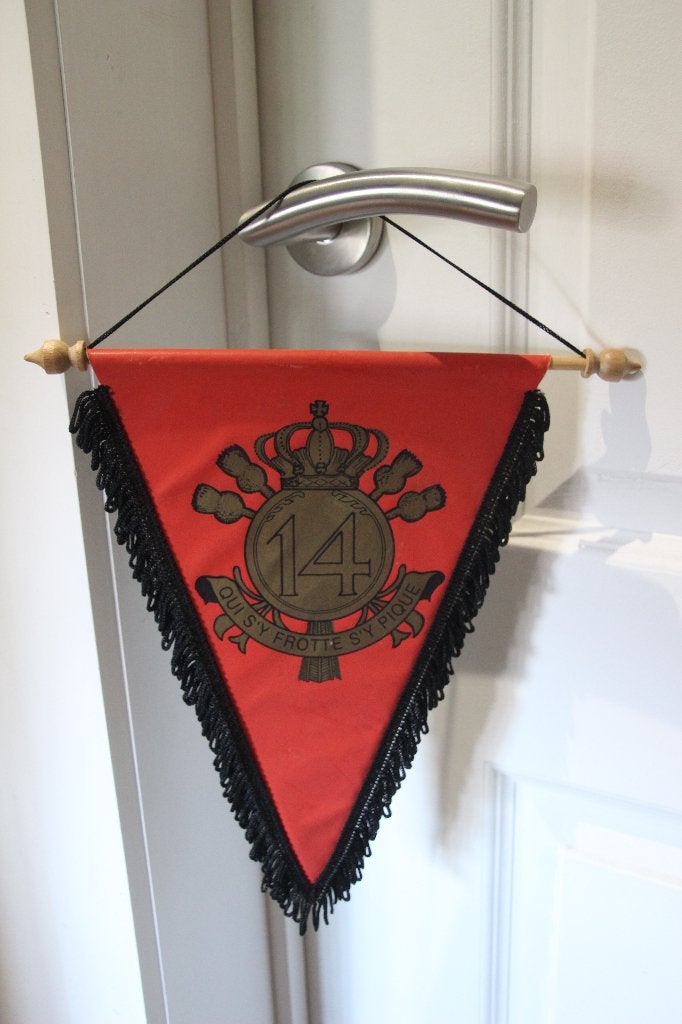 ABL Fanion du 14eme Regt de Ligne, Collections, Objets militaires | Général, Envoi, Armée de terre, Emblème ou Badge
