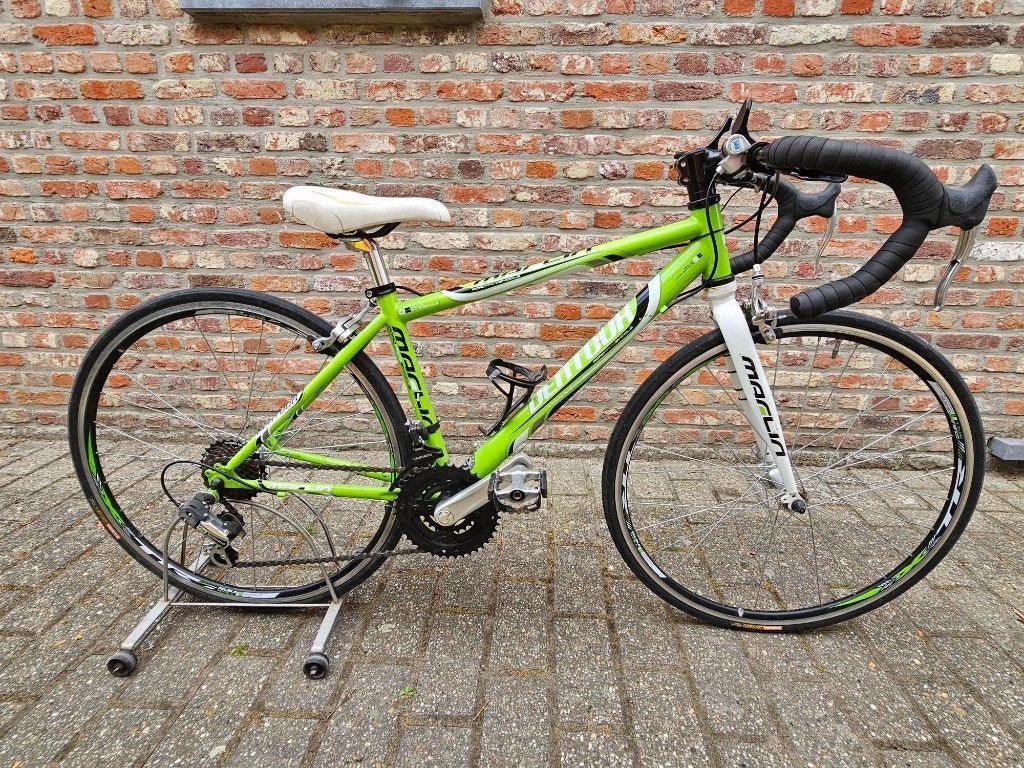 Racefiets Marlin Ventoux 24 inch, Fietsen en Brommers, Fietsen | Jongens, Ophalen, Velgrem, Versnellingen, MARLIN RACE 24 INCH