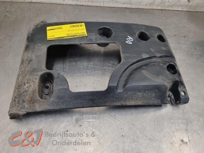 Bumperhoek rechts-achter van een Renault Master (ZWART), Gebruikt, -, Renault, -