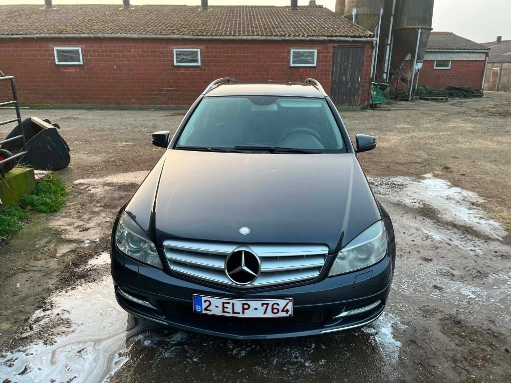 mercedes c200 en volvo v50, Autos, Mercedes-Benz, Achat, Boîte manuelle, Noir, 5 portes
