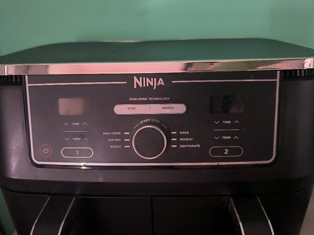 Salam je vends cause déménagement Air fryer Ninja, Electroménager, Neuf, Enlèvement, Air chaud, Mini-four