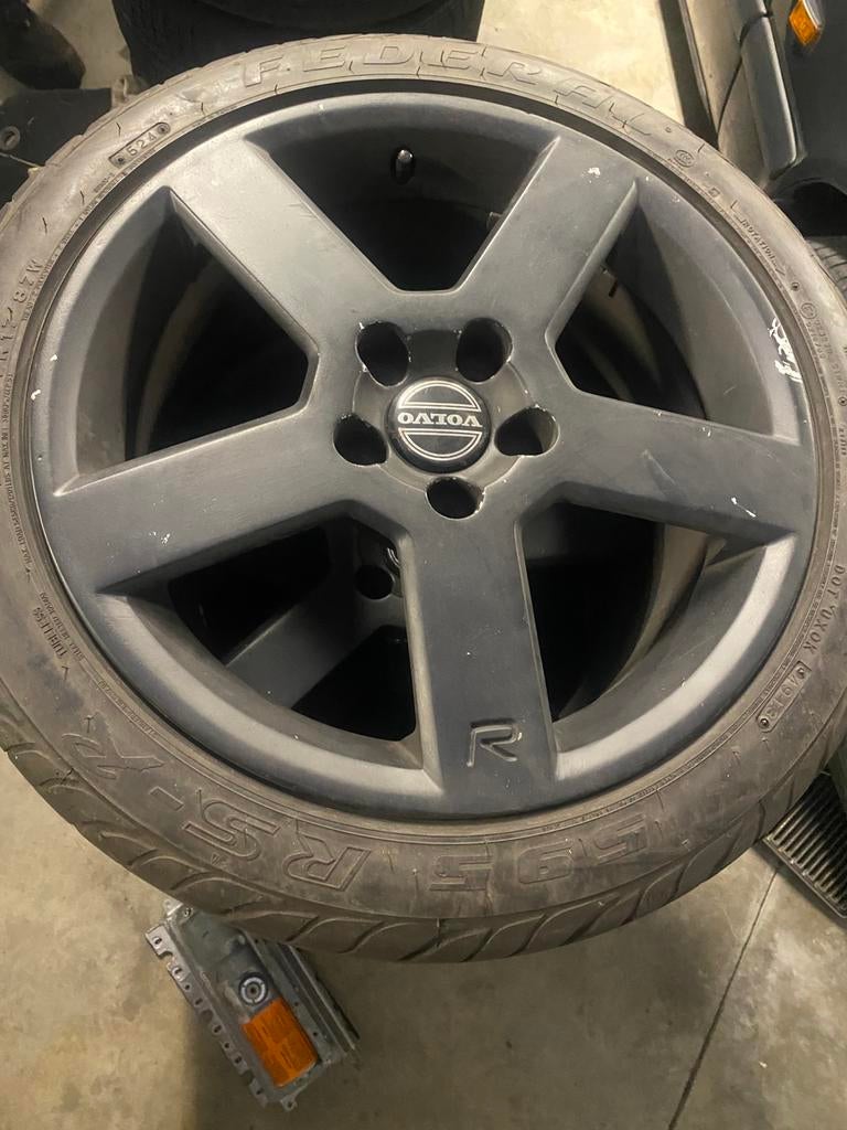Volvo Pegasus 30647396, Ophalen, Banden en Velgen, 17 inch, Personenwagen