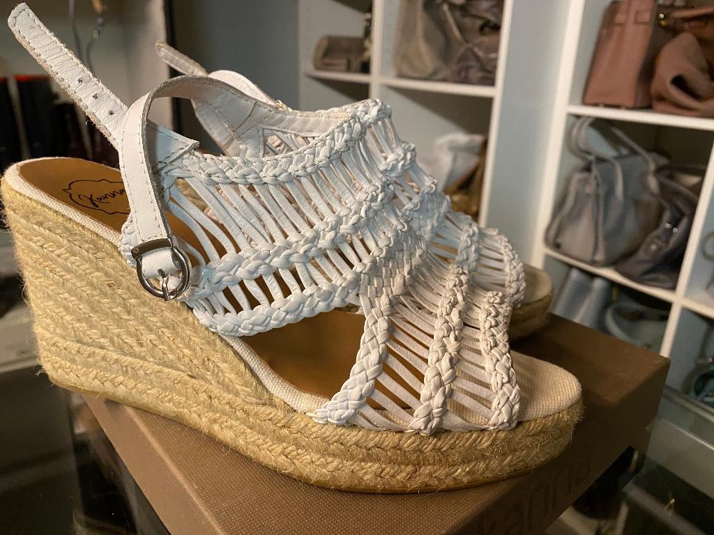 KANNA witte gevlochten sandalen boho/Ibiza stijl - 39, Wit, Zo goed als nieuw, Kanna, Sandalen of Muiltjes