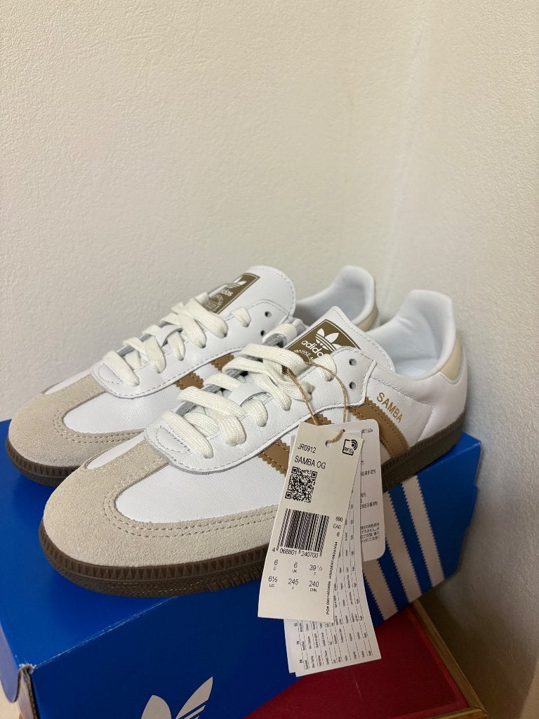 Adidas Samba 39, Kleding | Dames, Schoenen, Wit, Nieuw, Sneakers, Verzenden