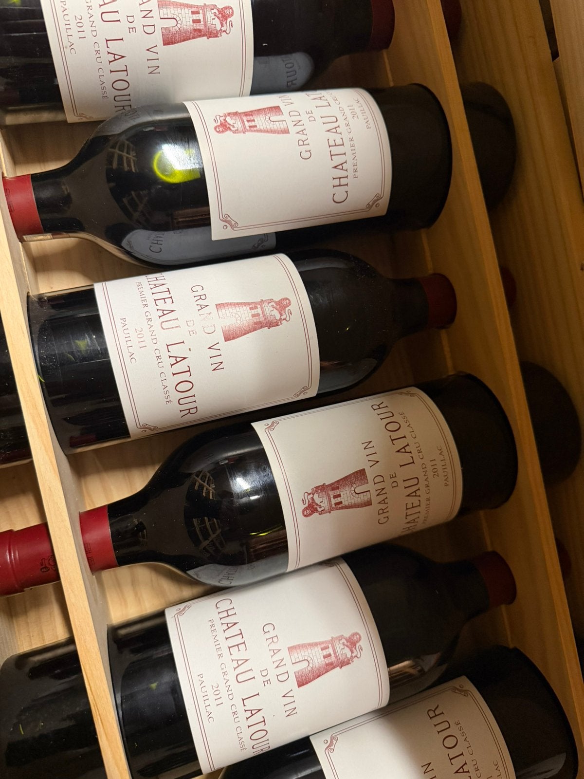 CBO de Ch. lafite et Ch. Latour, Collections, Neuf, Enlèvement ou Envoi, Pleine, Vin rouge