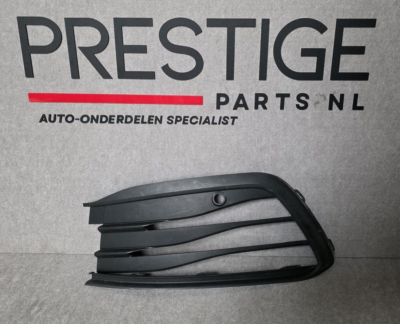 Voorbumper Rooster VW Golf 8 VIII Highline Links 5H0853665J, Arrière, -, Utilisé, -