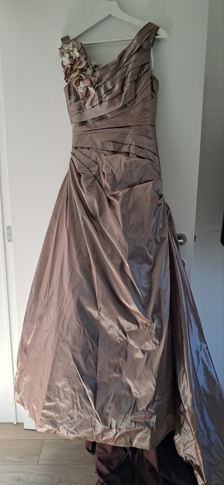 Robe de soirée élégante, taille 36, Enlèvement