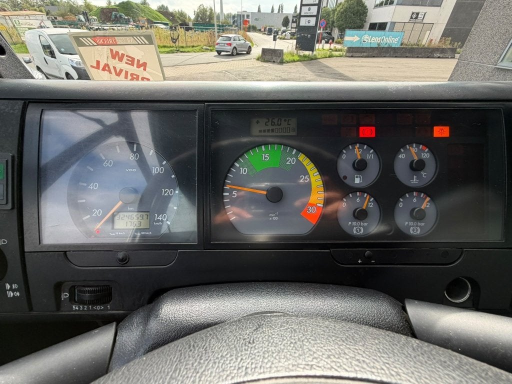 Mercedes Vario 0813 (Stock ID 47527) — 16
