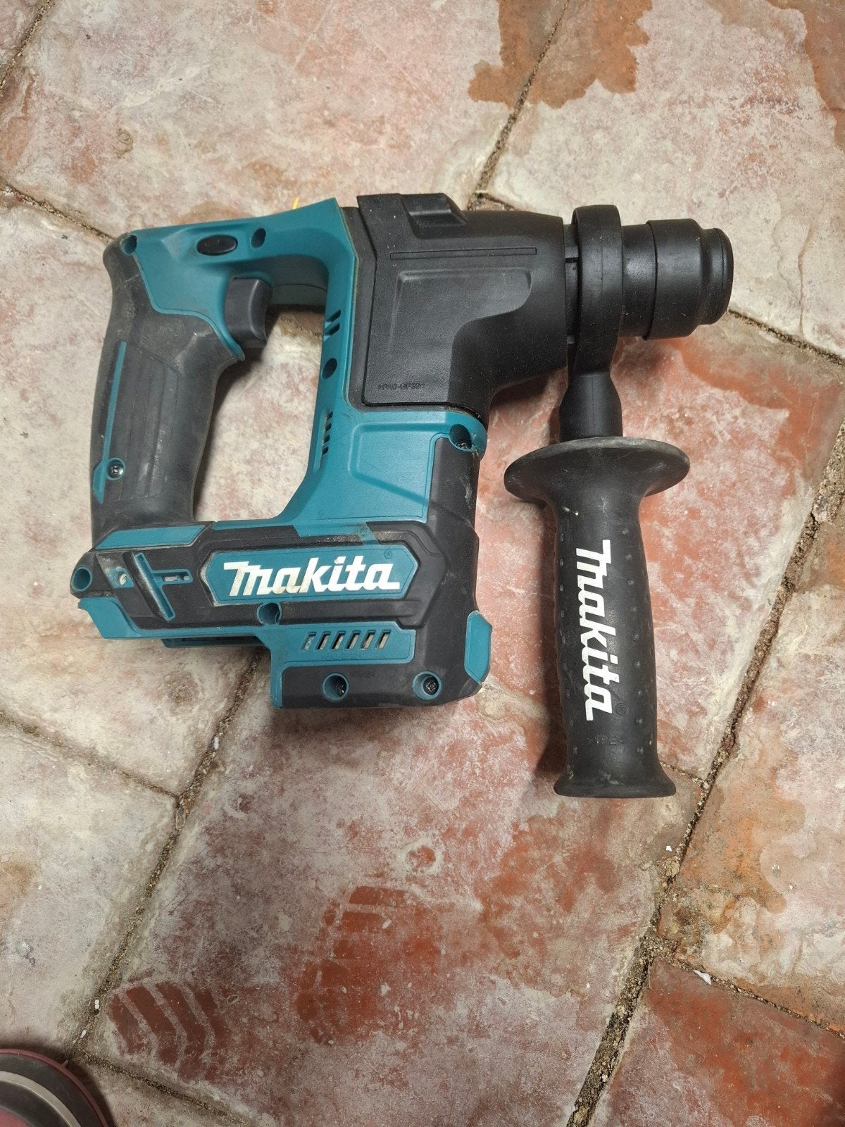 Perforateur Makita HR166D, Bricolage & Construction, Outillage | Foreuses, Enlèvement