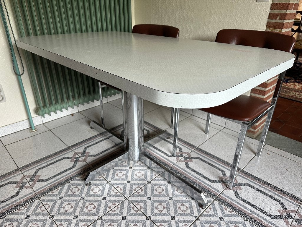 eettafel, Ophalen, Kunststof, Gebruikt, Vier personen