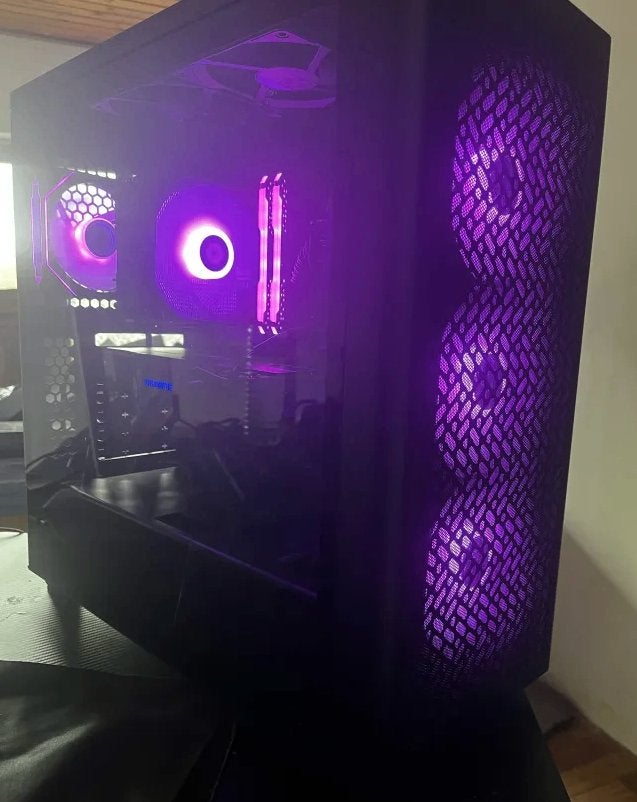 PC GAMEUR / STREAMEUR, Informatique & Logiciels, Ordinateurs de bureau, Le pc est monté avec différentes marques, Enlèvement, Gaming