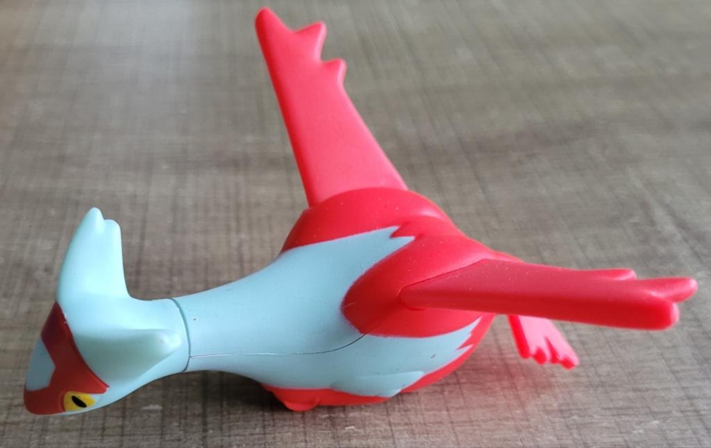 Pokémon figuur: Latias, Ophalen of Verzenden, Gebruikt