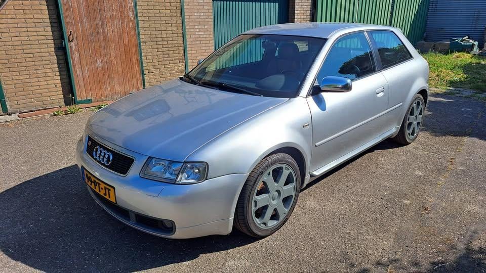 Audi S3 1.8 turbo Quattro, Autos, Achat, 1350 kg, Boîte manuelle, Noir