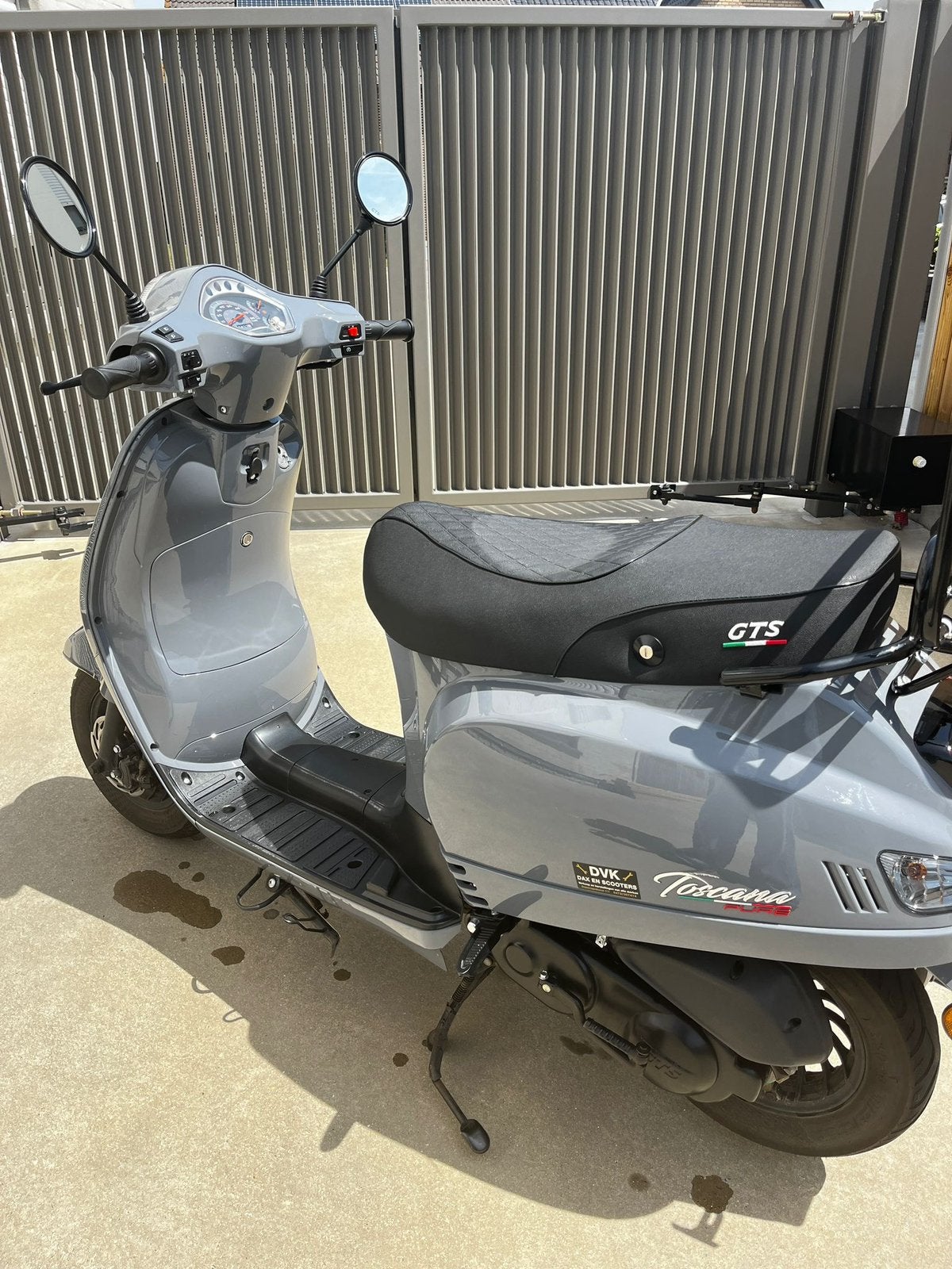 Scooter GTS Toscana klasse B, Fietsen en Brommers, Ophalen, Zo goed als nieuw
