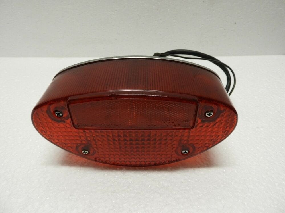 KH500 H1 1969 - 1975 Kawasaki Achterlicht D1-43812, Motoren