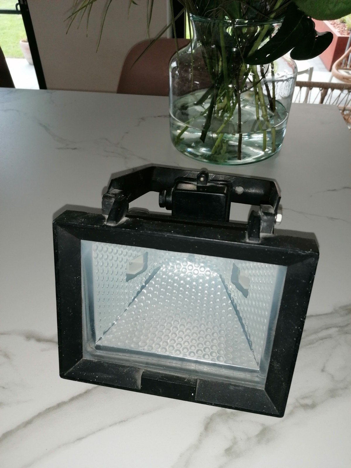 Projecteur halogène, Enlèvement, Lampe