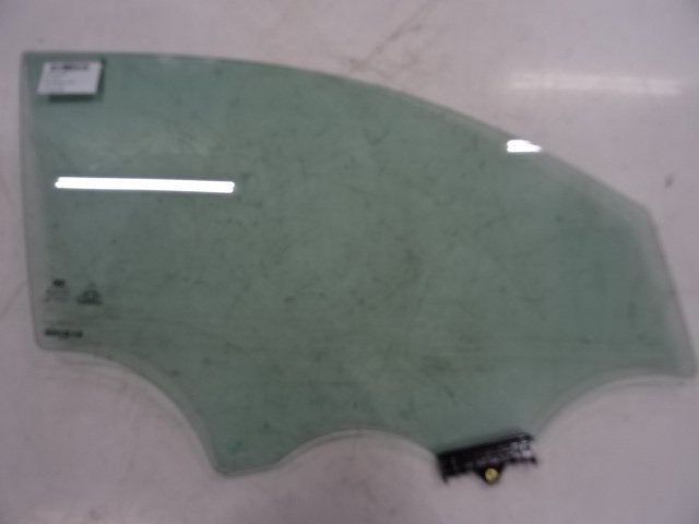 VITRE AVANT DROITE Hyundai Tucson (TL) (01-2015/05-2023), Hyundai Motor Deutschland GmbH, Kaiserleipromenade 5
63067  Offenbach am Main, DE