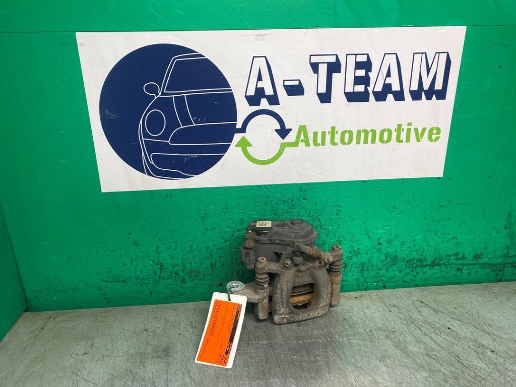 ETRIER DE FREIN ARRIÈRE GAUCHE Nissan Qashqai (J11), Germany@nissan-services.eu, Kronenweg 38
50389  Wesseling, DE, Utilisé, Nissan