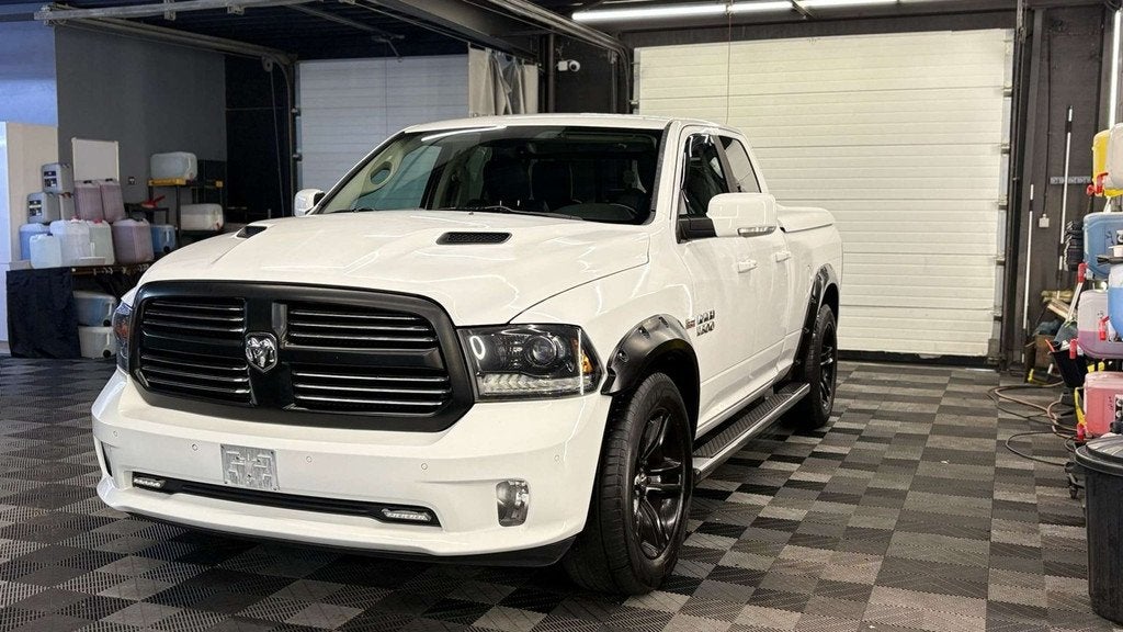 Dodge RAM 5.7 LPG LARAMIE bj. 2015 Euro 6 Dubbel Cabine 150, Auto's, Dodge, Automaat, 4 deurs, Gebruikt, 295 kW