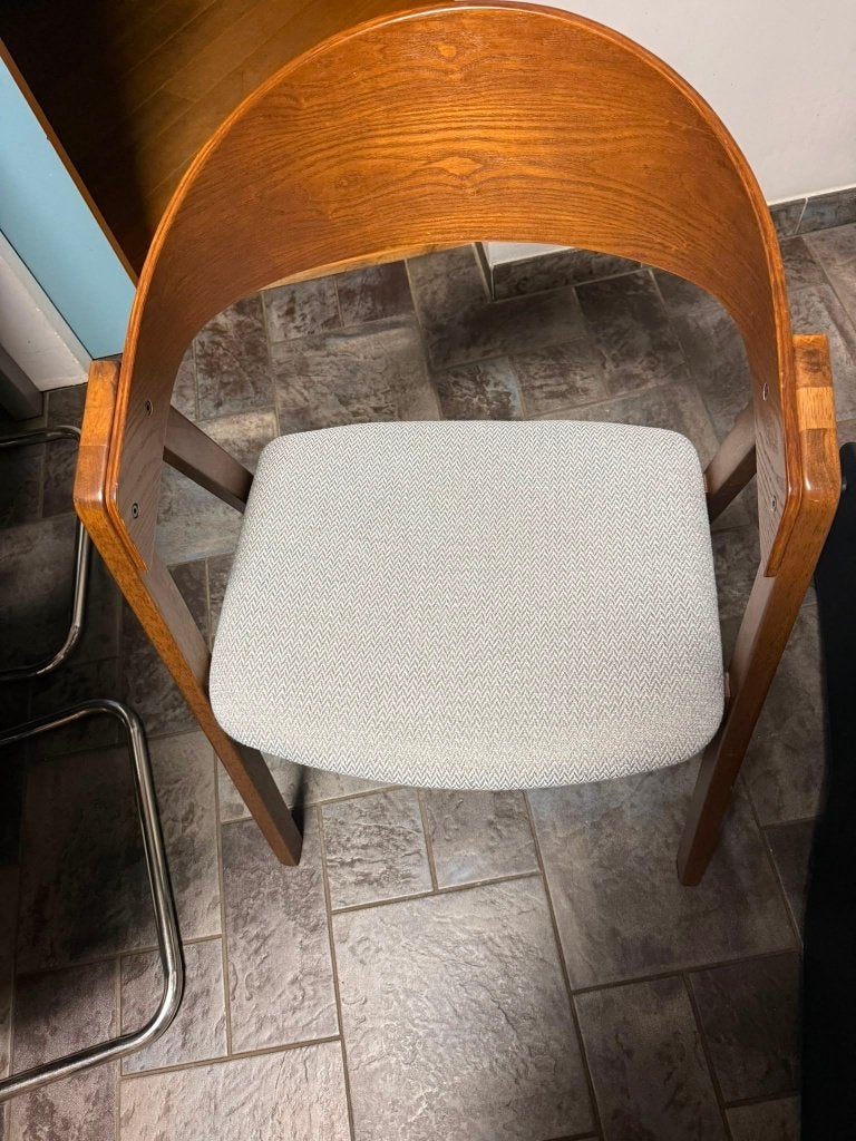8 stoelen (mogelijkheid tot minder), Huis en Inrichting, Ophalen, Overige materialen, Bruin, Zo goed als nieuw