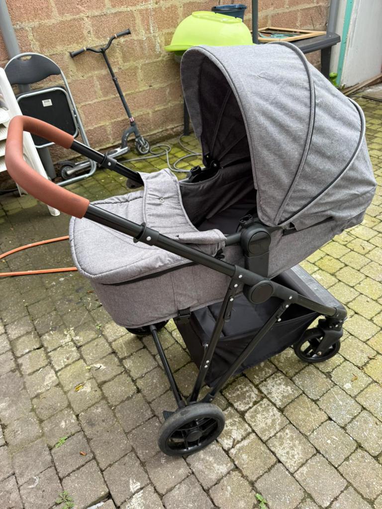 Te koop kinderwagen, Ophalen, Zo goed als nieuw, Kinderwagen