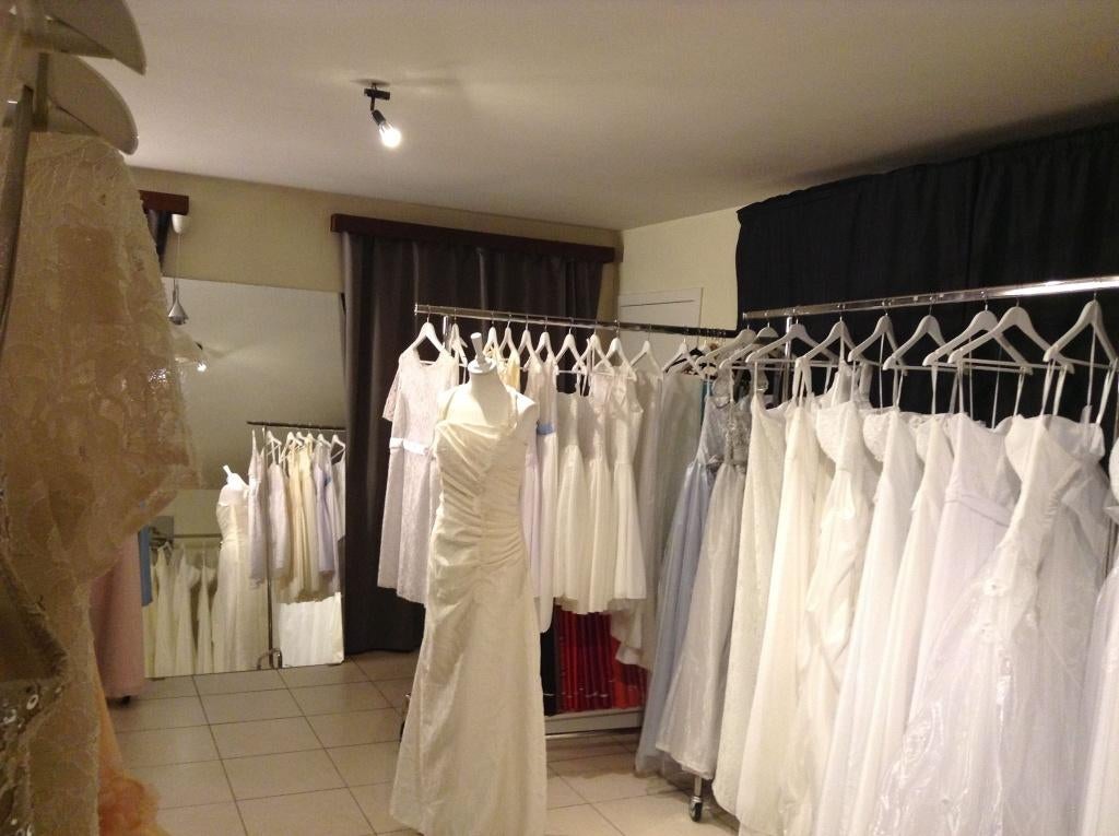 STOCKVERKOOP NIEUWE TROUWJURKEN €150-350, Kleding | Dames, Trouwkleding en Trouwaccessoires, Ophalen, Wit, Nieuw, Bruidsmeisjeskleding