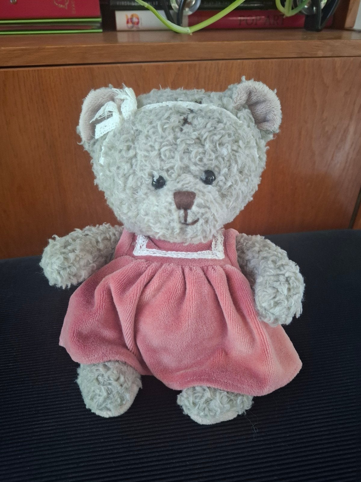 Beertje met roze jurkje Bukowski - 10 cm - hele mooie staat, Ophalen of Verzenden, Zo goed als nieuw, Stoffen beer, Overige merken