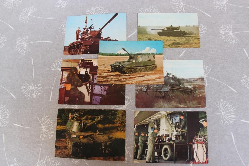 7 cartes postales Militaires, y compris des chars, Collections, Enlèvement ou Envoi, Armée de terre, Photo ou Poster