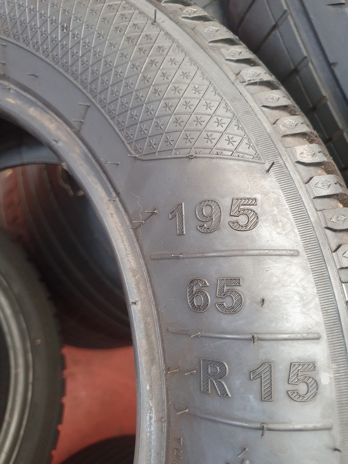 195/65R15 Kleber Top qualité avec montage et équilibrage, Autos : Pièces & Accessoires, Enlèvement