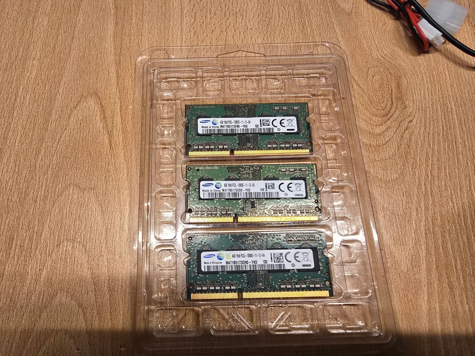 3 x 4 Go de mémoire Sodimm DDR3L, Enlèvement ou Envoi, DDR3, Comme neuf, Laptop