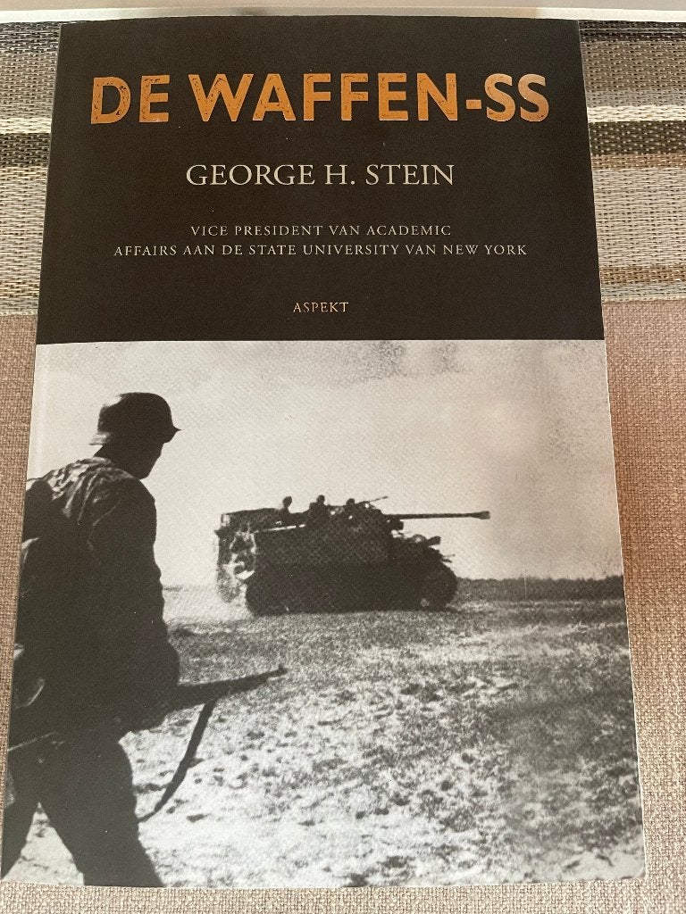 De Waffen SS, Tweede Wereldoorlog, Ophalen of Verzenden, Zo goed als nieuw, Algemeen