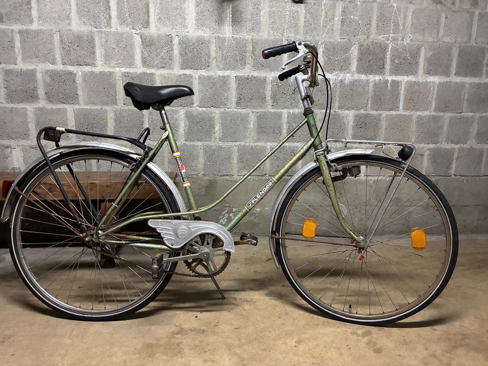 Echte oude fiets, Ophalen