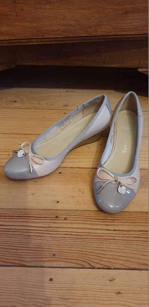 Article NEUF : Ballerines cuir/vernis Emilio Luca X - P 37, Vêtements | Femmes, Enlèvement ou Envoi, Ballerines, Neuf, Emilio Luca X
