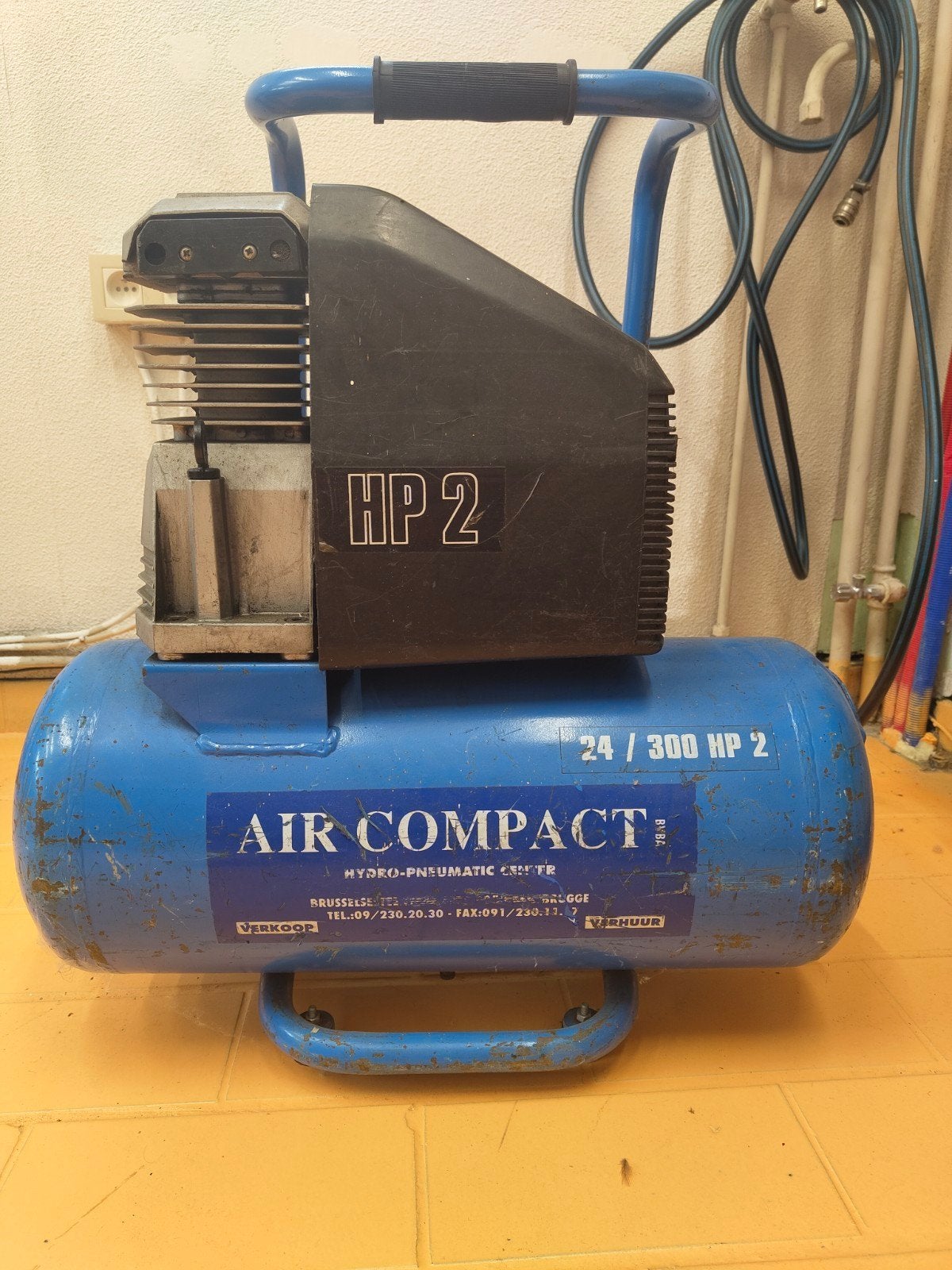 Luchtcompressor 24L, Ophalen