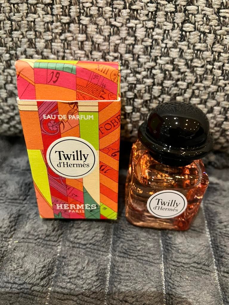 Eau de parfum miniature 7,5 ml Twilly d'Hermes nouvelle, Collections, Enlèvement ou Envoi, Miniature