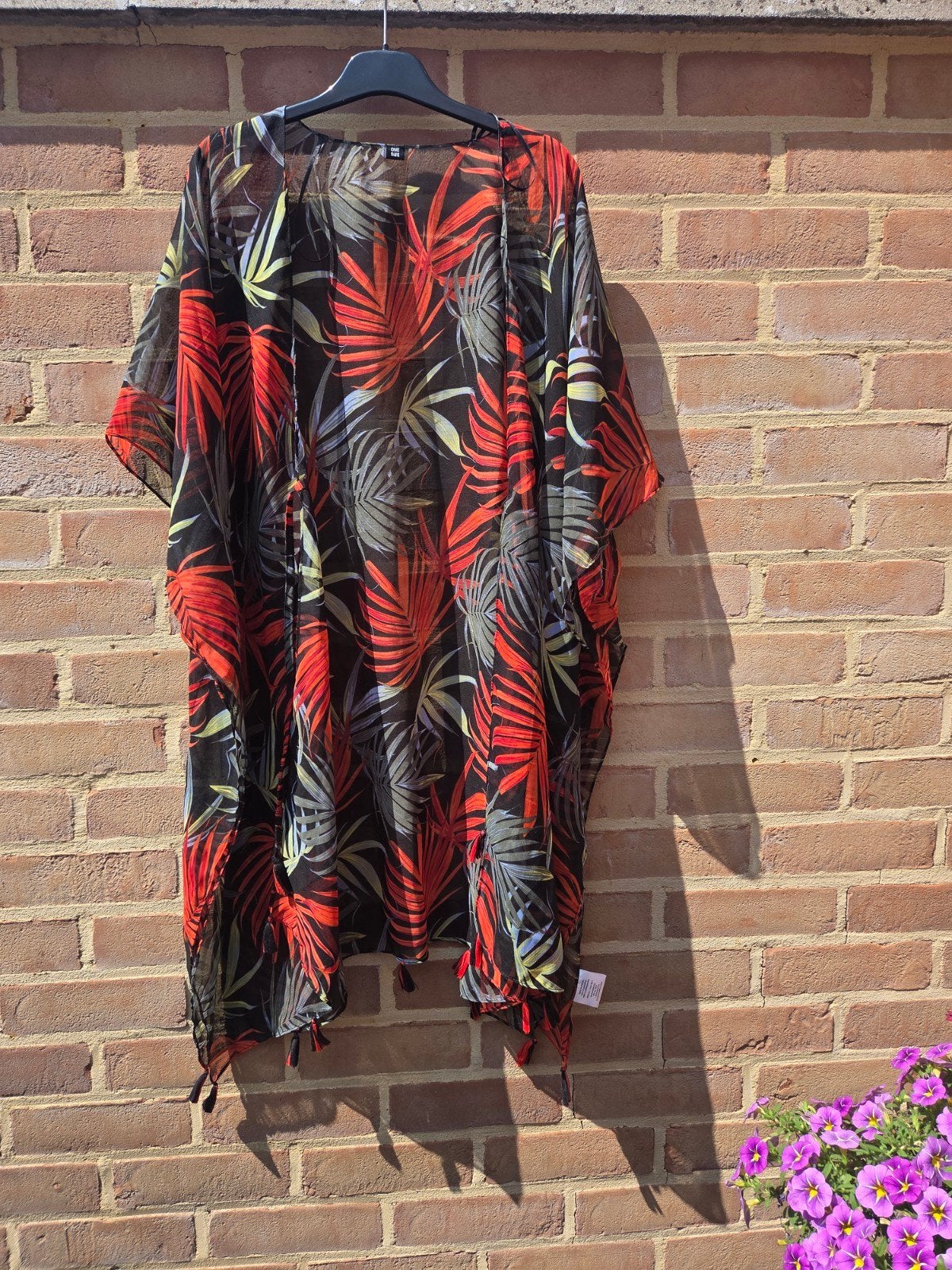 Boho pareo rood zwart one size, Ladies fashion, Maat 46/48 (XL) of groter, Nieuw, Ophalen of Verzenden