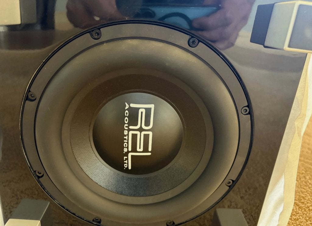 Caisson de basses noir brillant REL T/5, TV, Hi-fi & Vidéo, Enceintes, Autres marques, Télécommande, Utilisé, 120 à 150 watts