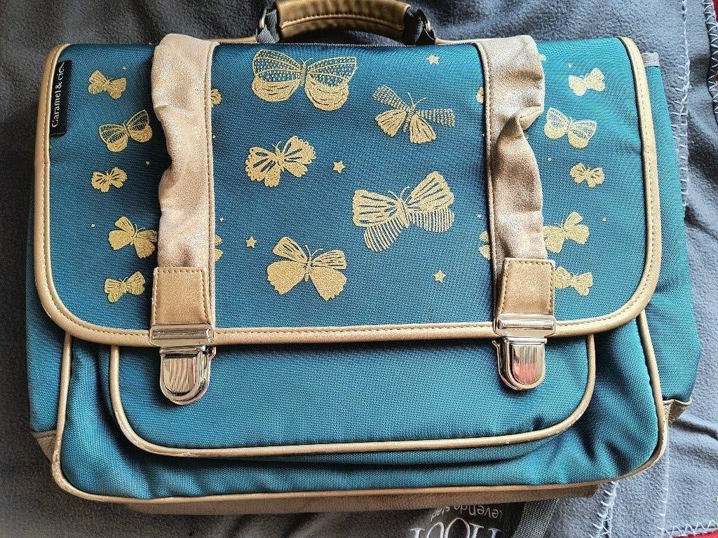 Boekentas Caramel er cie, Handtassen en Accessoires, Tassen | Schooltassen, Ophalen, Zo goed als nieuw, Aktetas of Boekentas