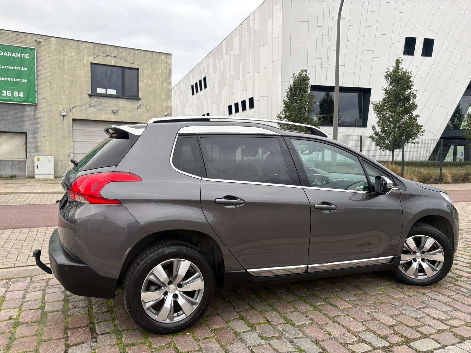 Peugeot 2008 | 12 Maanden Garantie | 78 Dkm | Benzine | 2016, 1199 cc, 110 g/km, 5 deurs, 3 cilinders
