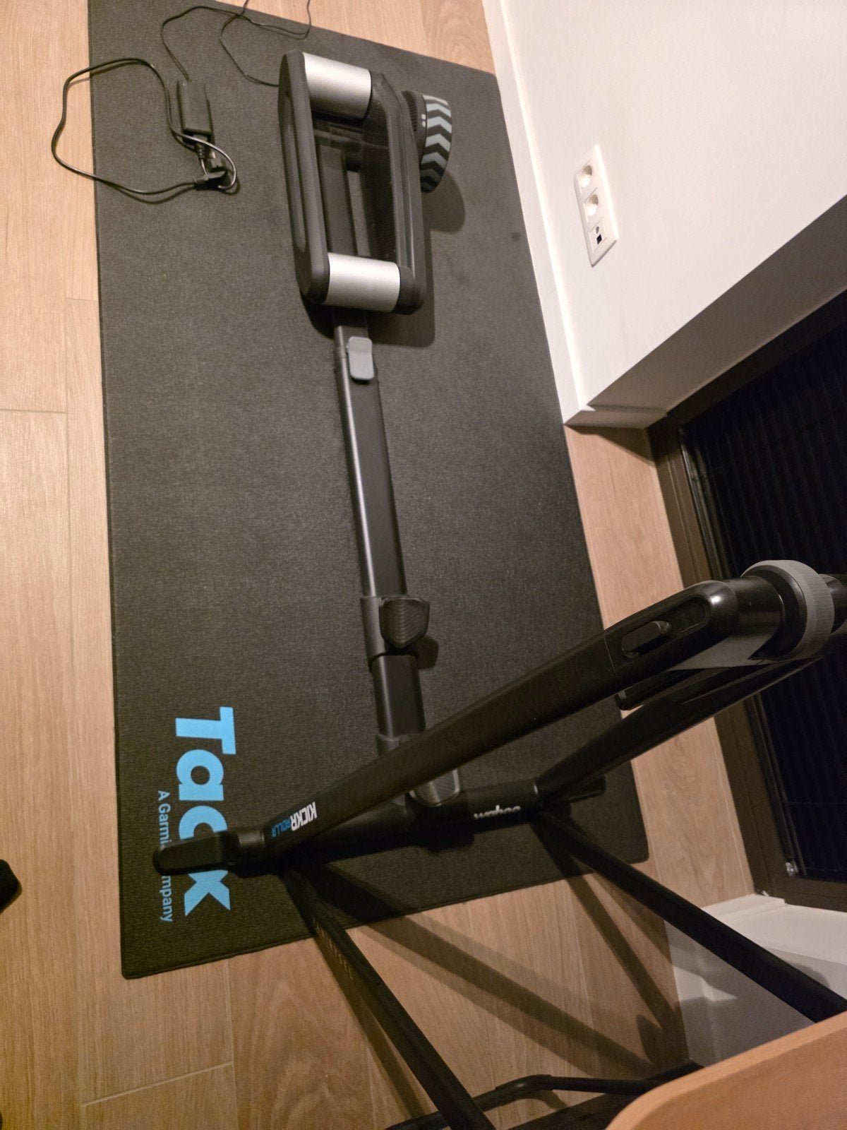 WAHOO KICKR ROLLR - Zwift / ROUVY – Topstaat – Garantie, Ophalen, Zo goed als nieuw